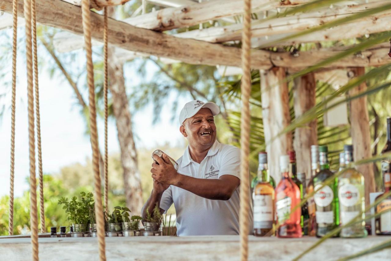 Four Seasons Resort Mauritius At Anahita Beau Champ Esterno foto