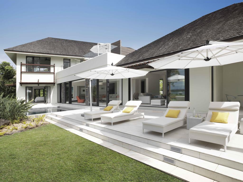 Four Seasons Resort Mauritius At Anahita Beau Champ Esterno foto